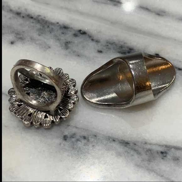 Fossil Sparkly Flower Silver Ring Size 7.5 - Picture 4 of 5